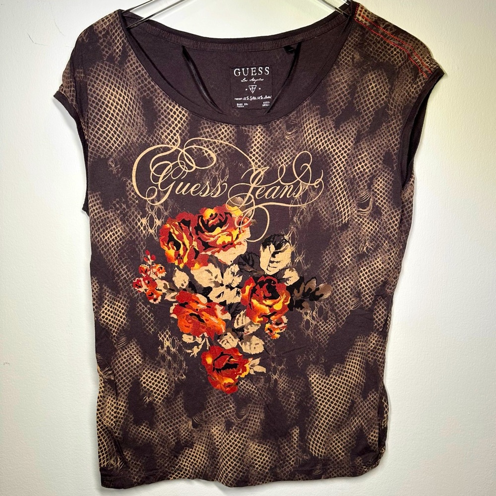 Guess tshirt